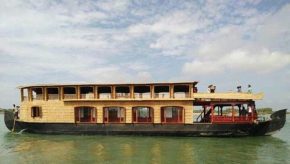 Pondicherry Houseboats